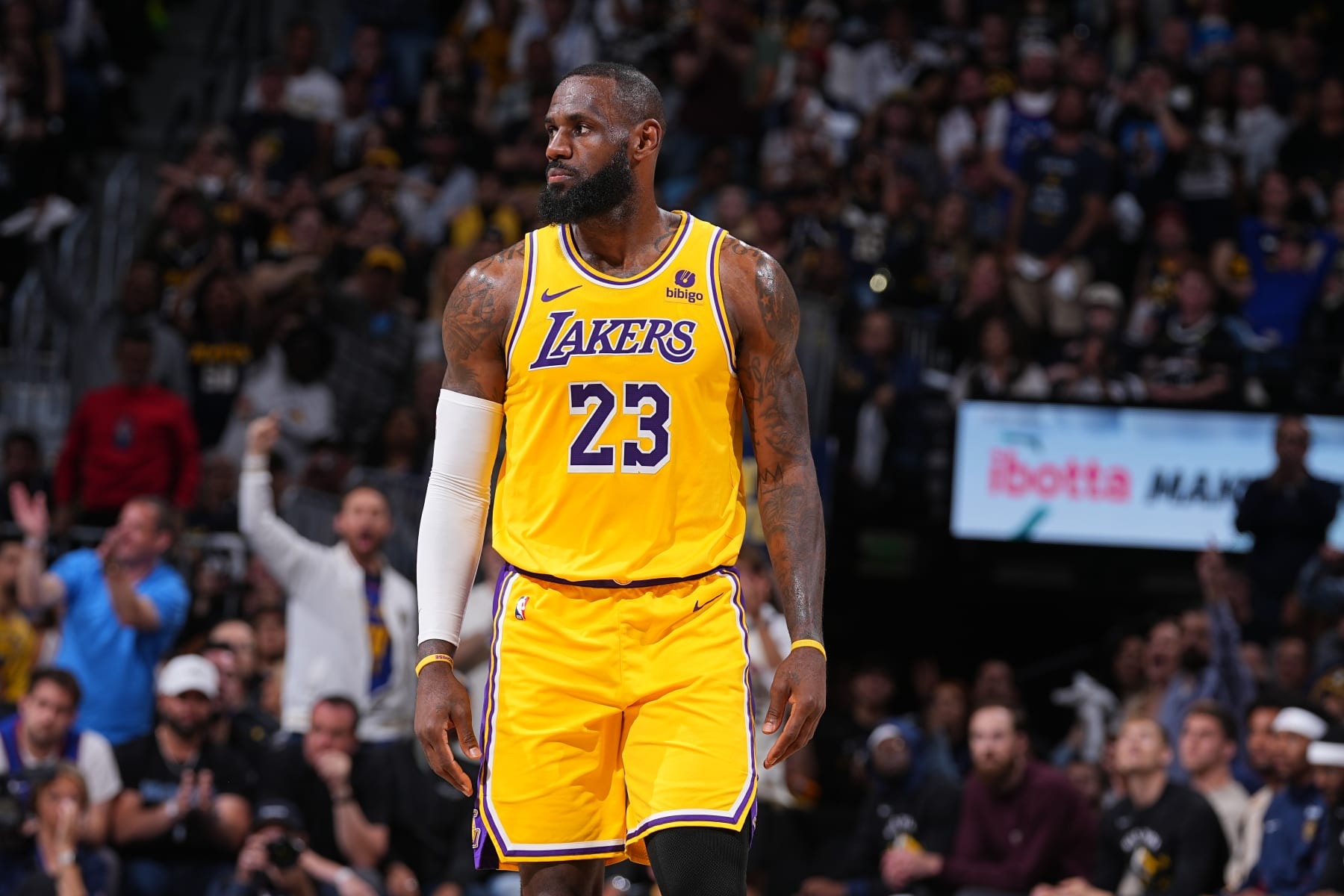 LeBron Declines $51.4M, Seeks New Lakers Deal